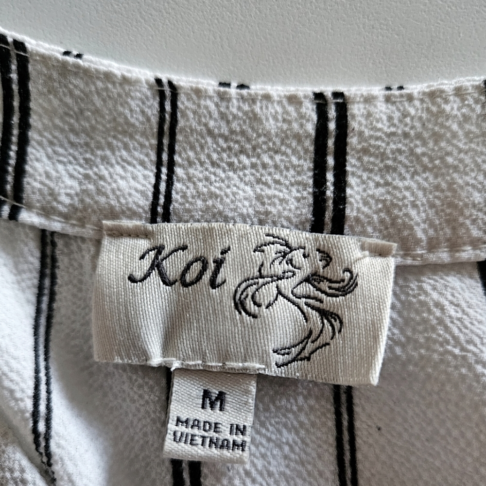 Koi High-Low Blouse - Picture 3 of 4